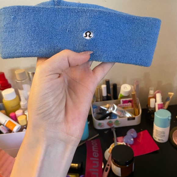 Lululemon sweat band headband - Picture 2 of 4